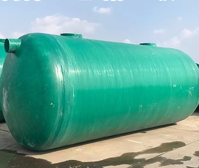 Hand-layup septic tank